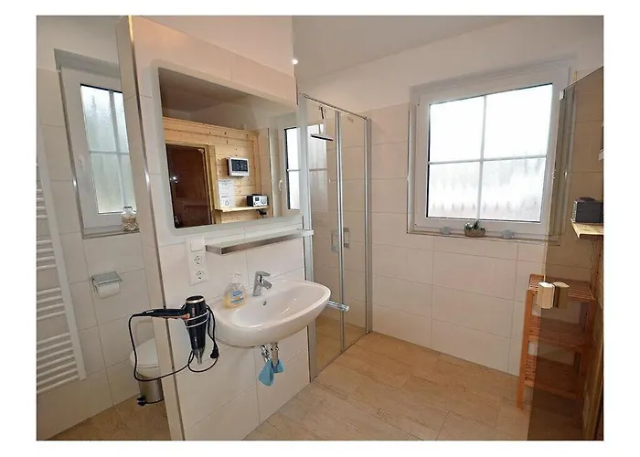 Sea Eagle Comfortable Nyaraló